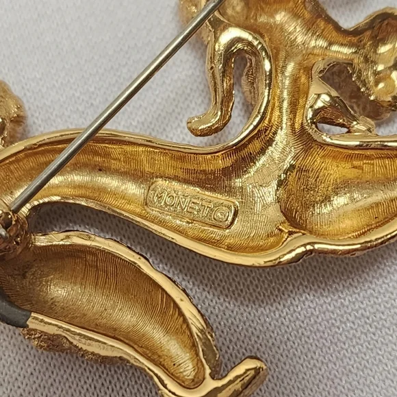 Monet Playful Poodle Vintage Brooch - Picture 4 of 6